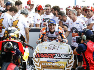 Marquez vince all'ultima curva il Gp di Thailandia